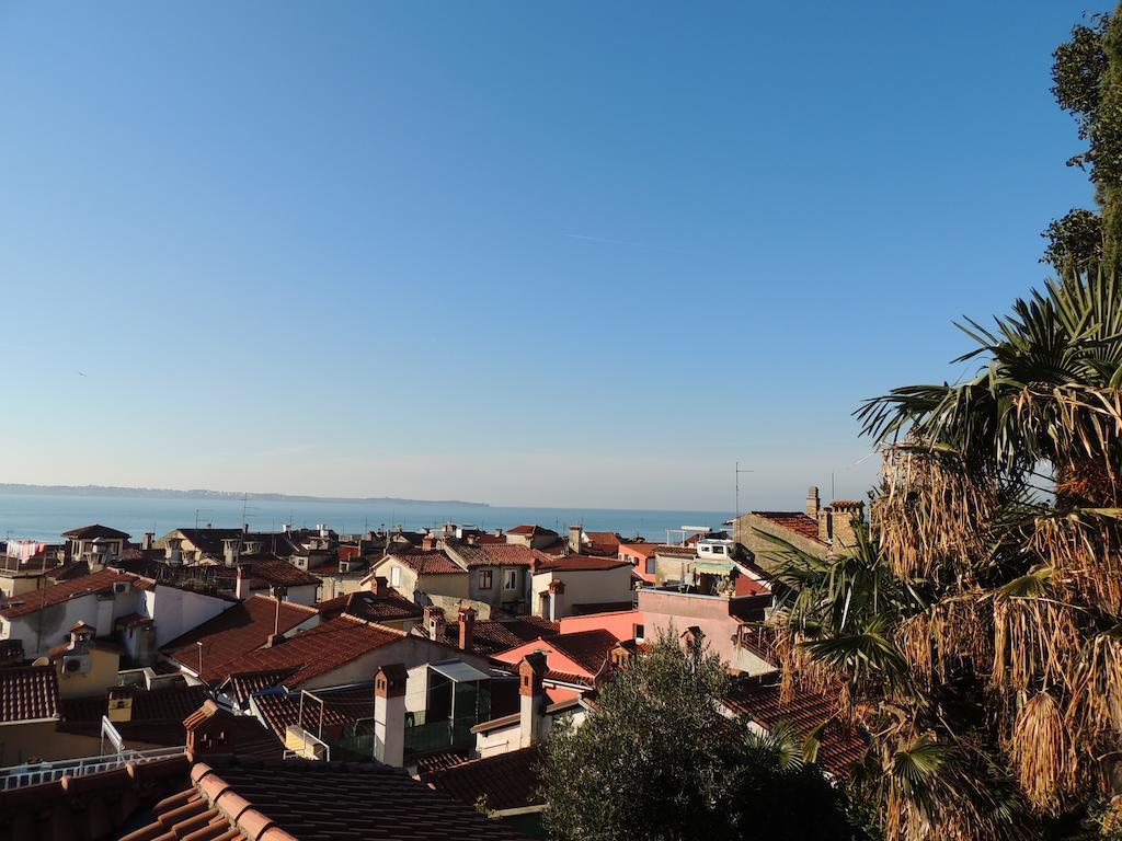 Holiday Home Amazing View بيران الغرفة الصورة