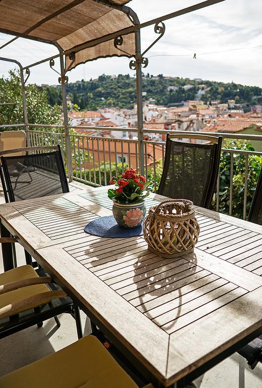 Holiday Home Amazing View بيران المظهر الخارجي الصورة